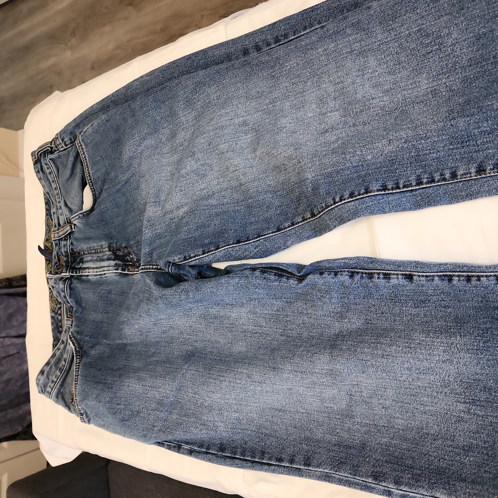 Tommy Bahama Jeans - Classic Fit - 38 x 30 ***FREE SHIPPING***
